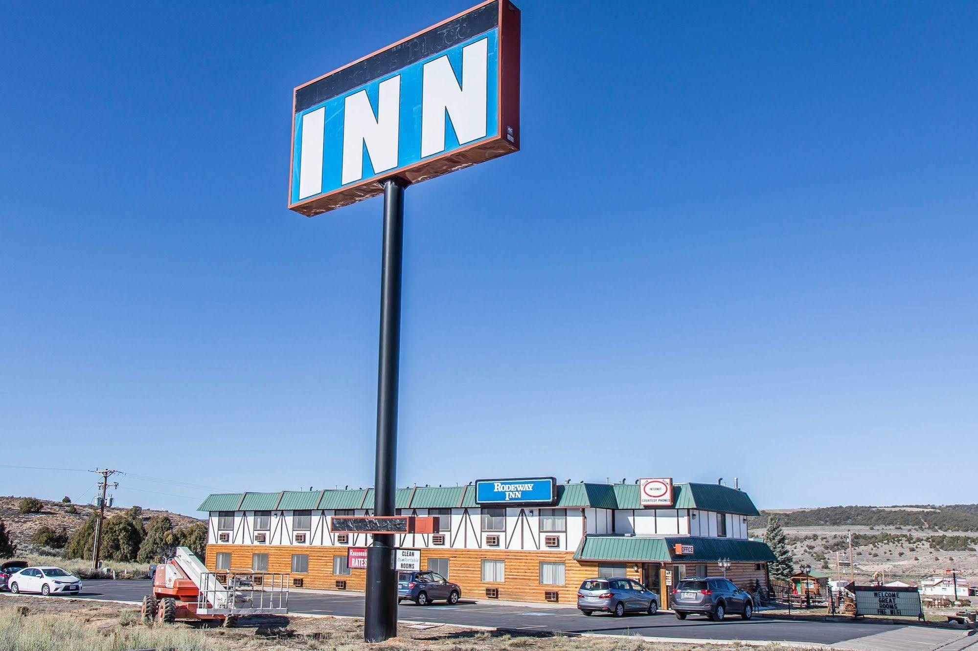 Rodeway Inn Bryce Canyon Panguitch Exterior photo